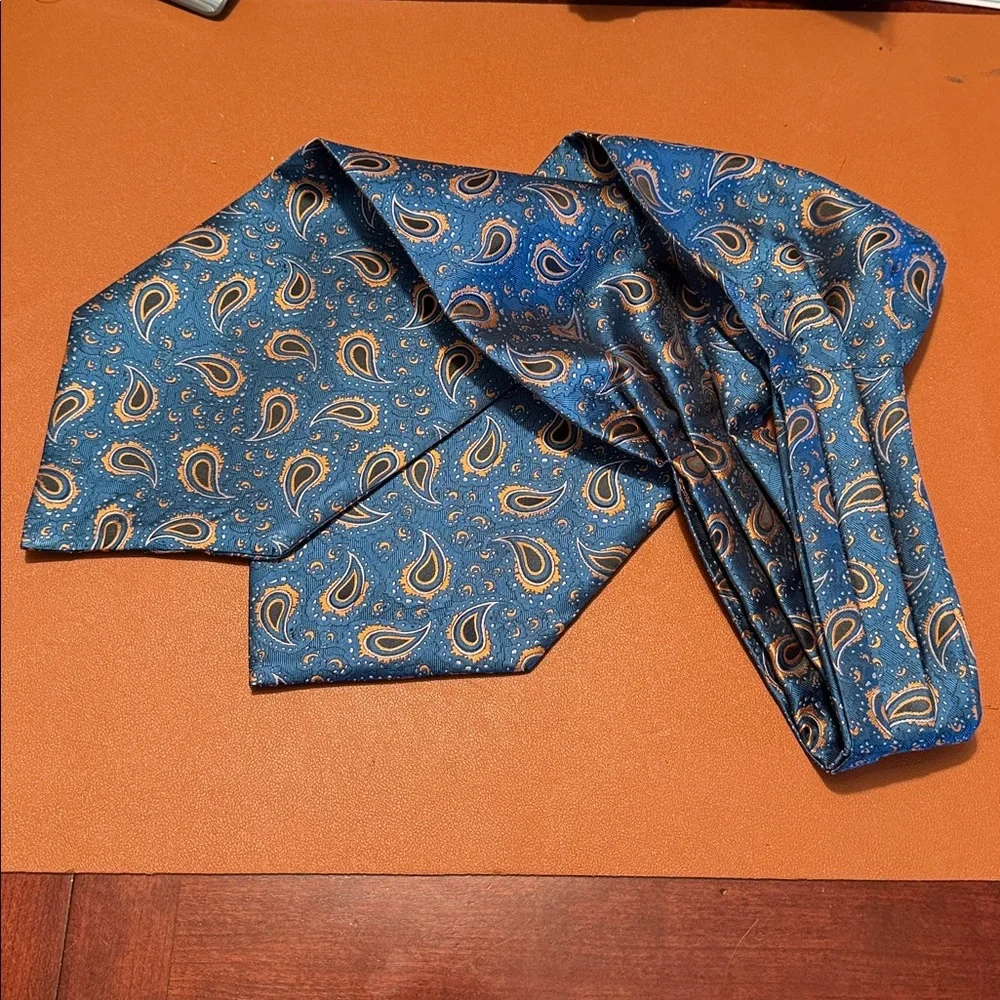 Men's Paisley Ascot Cravat - Blue and Orange
